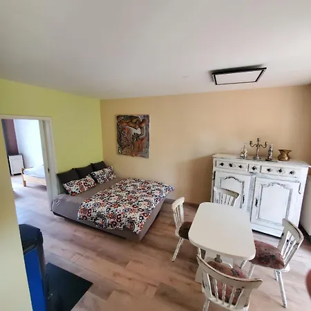 Rince Zwei Zimmer Im Stadt Altbau Mit Balkon Lahr (Baden-Wurttemberg)